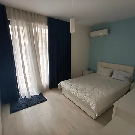 公寓 Three-room Oasis 1 *